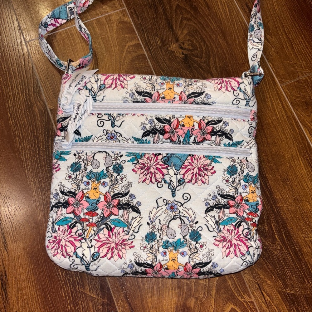 VERA BRADLEY Harry Potter Herbology Triple Zip Hipster Crossbody Cloth Bag